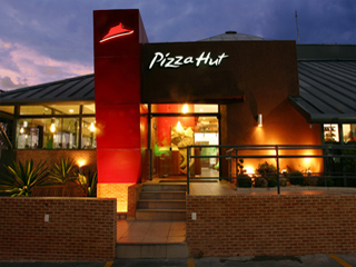 Pizza Hut de Alphaville cria promoções exclusivas para agitar a região